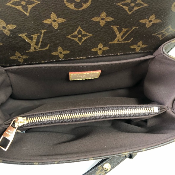 Louis Vuitton Chic Designer Shoulder Bag - Picture 11 of 12